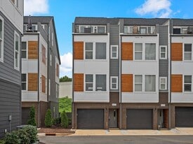 4201 Bryant Terraces Dr in Charlotte, NC - Building Photo