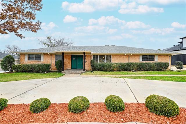 10907 Marsh Ln in Dallas, TX - Foto de edificio - Building Photo