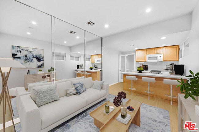 property at 117 Outrigger Mall