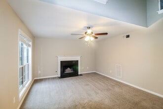 4090 Bradstone Trace NW in Lilburn, GA - Building Photo - Building Photo