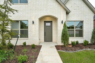 4616 Maple Rdg Dr in Edmond, OK - Building Photo - Building Photo