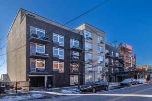 The Astor in Astoria, NY - Building Photo