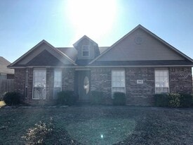 3802 Owen St in Van Buren, AR - Building Photo