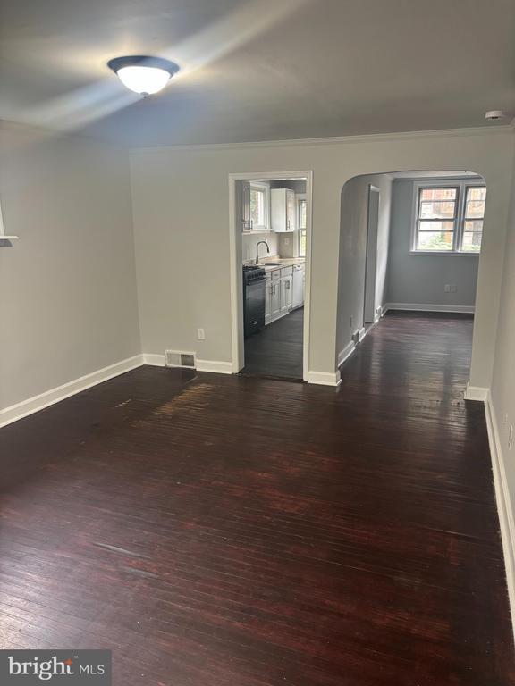 property at 529 S 4th St