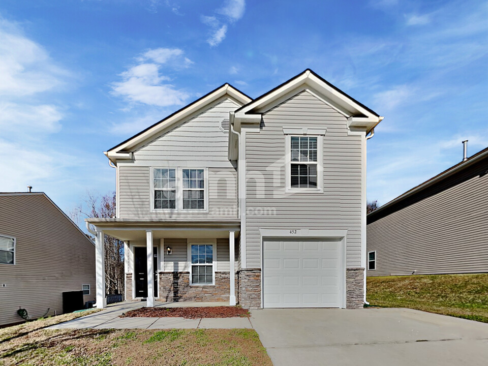 452 Settlers Ridge Dr in Kannapolis, NC - Building Photo