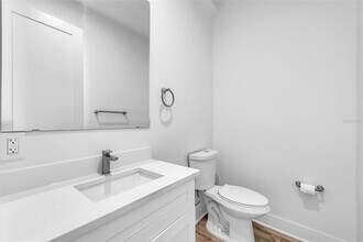 8713 Palm Ranches Pl in Tampa, FL - Building Photo - Building Photo