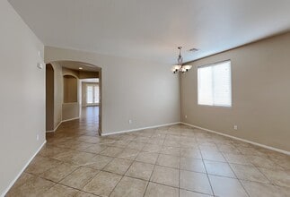 6558 W Montebello Ave in Glendale, AZ - Building Photo - Building Photo