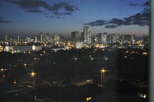 1387 Frank St in Honolulu, HI - Building Photo