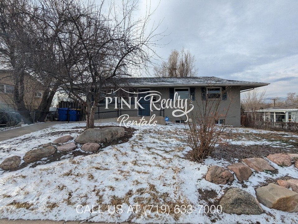 2545 Lelaray St in Colorado Springs, CO - Building Photo