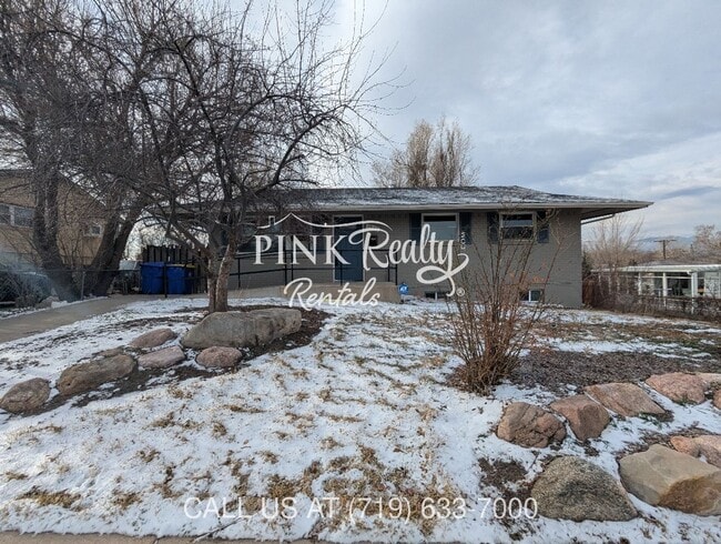 property at 2545 Lelaray St