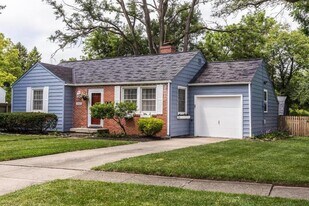 5503 Indianola Ave in Worthington, OH - Building Photo