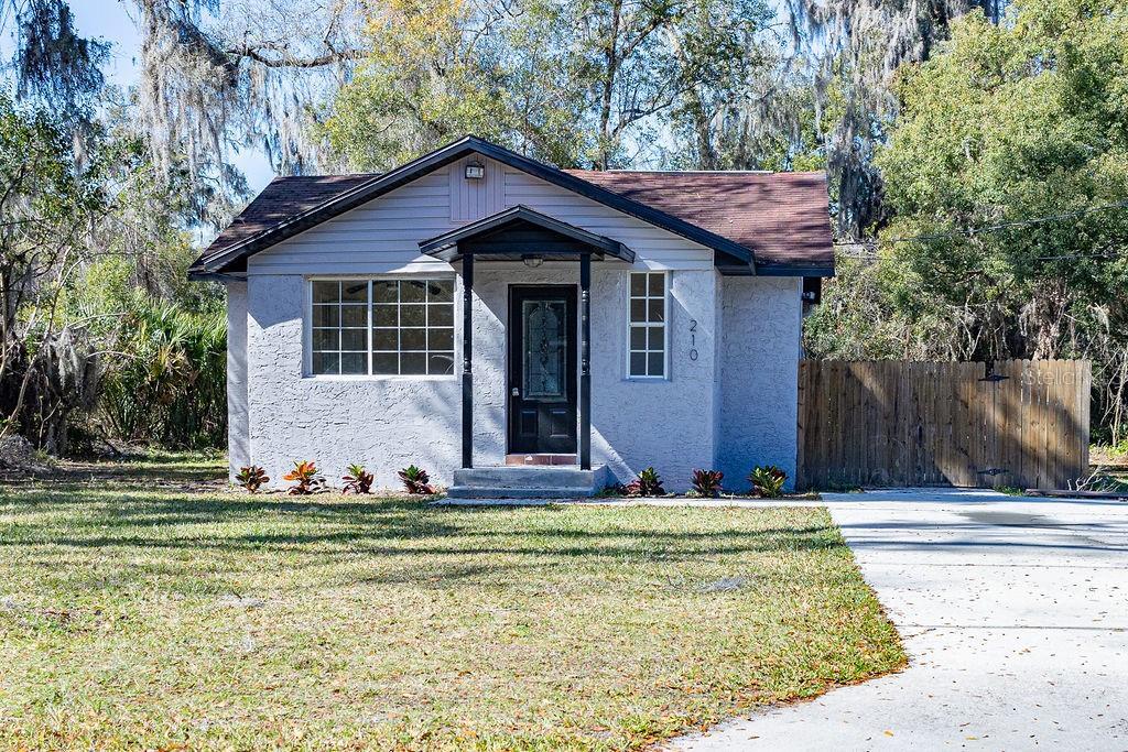 210 Winslow Ave in DeLand, FL - Building Photo