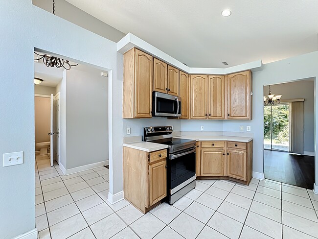 3235 Falcon Point Dr in Kissimmee, FL - Building Photo - Building Photo