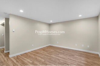 1218 15th St in Oregon City, OR - Building Photo - Building Photo