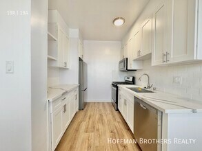 111 Hamlet St in Los Angeles, CA - Building Photo - Building Photo