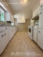 13917 4th Ave NE in Seattle, WA - Building Photo - Building Photo
