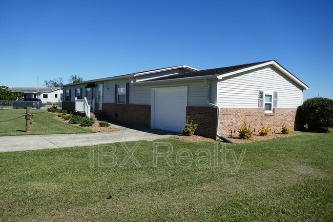 144 Edgewater Dr in Grandy, NC - Building Photo - Building Photo