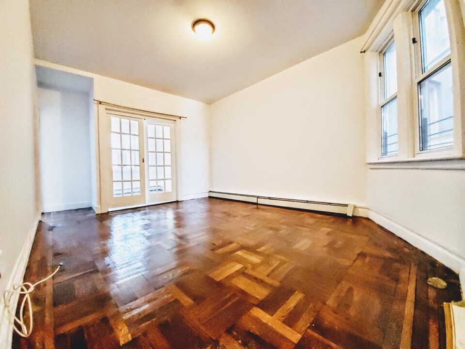 1000 Findlay Ave in Bronx, NY - Building Photo
