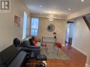 148 Roslin Ave in Toronto, ON - Building Photo - Building Photo