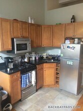 12 Stoneholm St, Unit 510 in Boston, MA - Building Photo - Building Photo