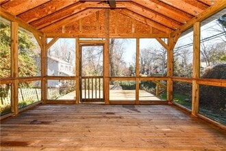 423 Westdale Pl in Greensboro, NC - Building Photo - Building Photo