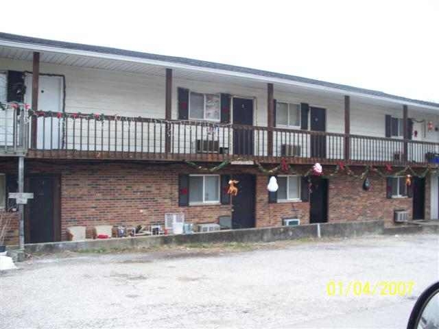 5936 Mahood Dr in Huntington, WV - Building Photo