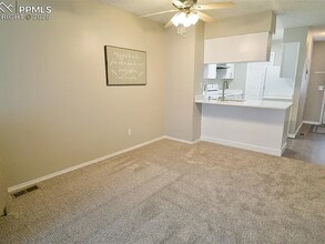 3342 Queen Anne Way in Colorado Springs, CO - Foto de edificio - Building Photo