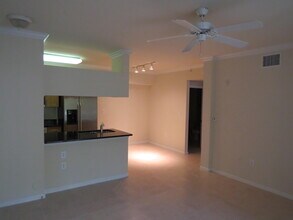 6492 Emerald Dunes Dr in West Palm Beach, FL - Building Photo - Building Photo