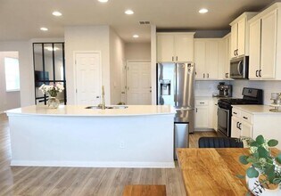 3200 College Park Dr in Round Rock, TX - Building Photo - Building Photo