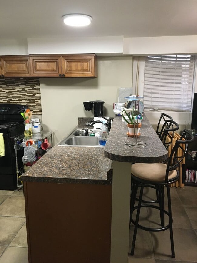 363 Aylesford Pl in Lexington, KY - Building Photo - Building Photo