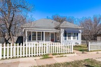 1518 N 17th St in Abilene, TX - Foto de edificio - Building Photo