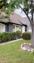 159 N Canyon Blvd in Monrovia, CA - Building Photo
