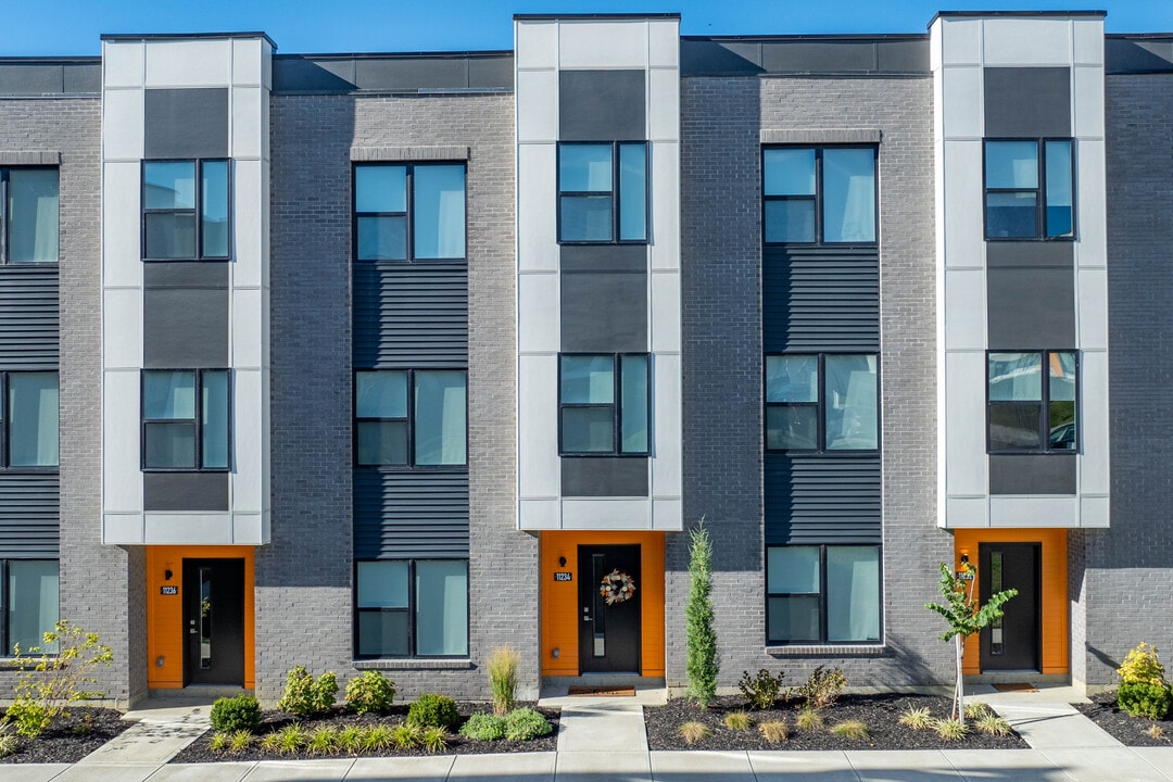 The Row on Merchant in Springdale, OH - Foto de edificio