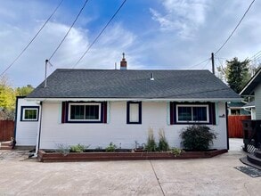 2-12 Wolfe Ave in Colorado Springs, CO - Building Photo - Building Photo