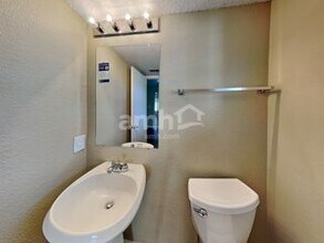 6032 Draycott Dr in Indianapolis, IN - Building Photo - Building Photo