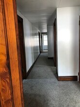 18 Moeller St, Unit Second Floor in Binghamton, NY - Foto de edificio - Building Photo