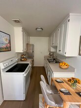 460 S Olive St in Orange, CA - Building Photo - Building Photo