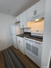 23 Harry Brook Village in New Milford, CT - Building Photo - Building Photo