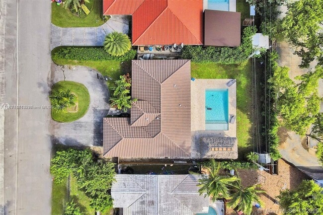 property at 2190 NE 122nd St