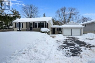 568 Creston Ave in London, ON - Building Photo