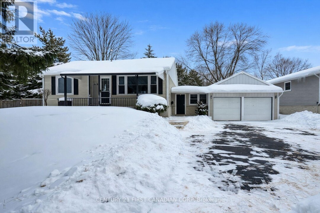 568 Creston Ave in London, ON - Building Photo