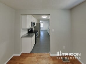160 Christina Dr in Sumner, WA - Building Photo - Building Photo