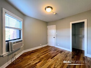 2906 N Mildred Ave in Chicago, IL - Building Photo - Building Photo