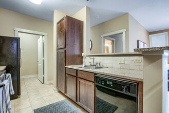 Village at Midtown in Mobile, AL - Building Photo - Building Photo