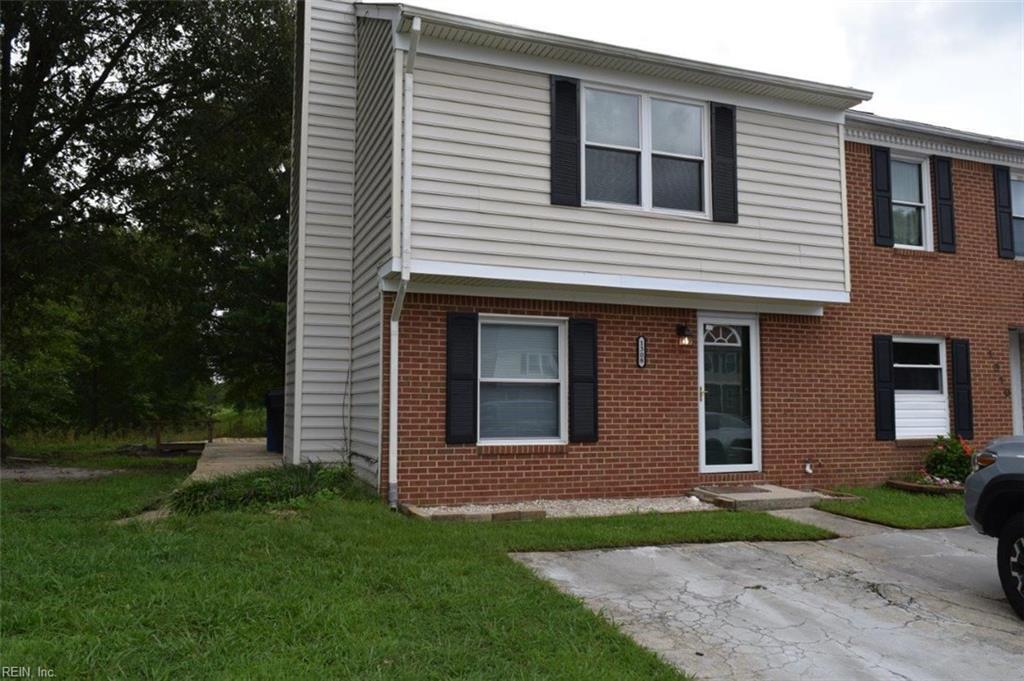 1308 Mikie Ct in Virginia Beach, VA - Building Photo