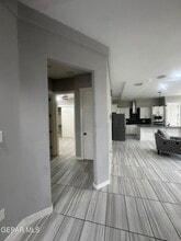 13104 Red Cove in El Paso, TX - Foto de edificio - Building Photo