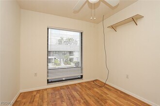 1208 Commonwealth Cir in Naples, FL - Building Photo - Building Photo