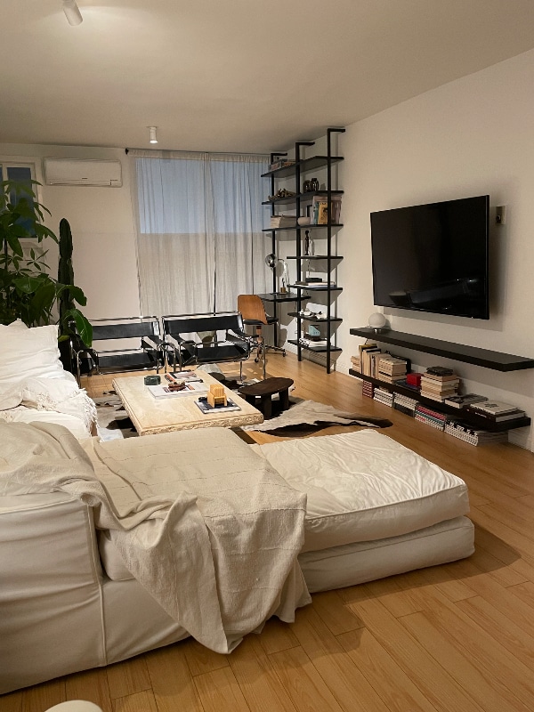 425 S Kenmore Ave in Los Angeles, CA - Building Photo - Building Photo