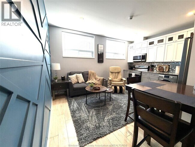 477 Pelissier St in Windsor, ON - Building Photo - Building Photo