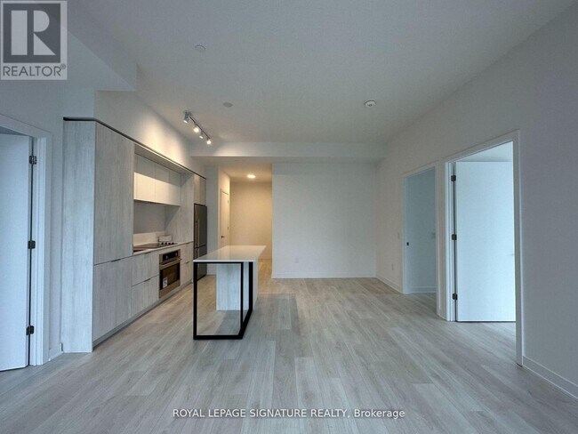 35 Tubman Ave in Toronto, ON - Building Photo - Building Photo